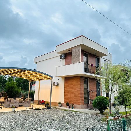 Lovely Villa אורקי מראה חיצוני תמונה