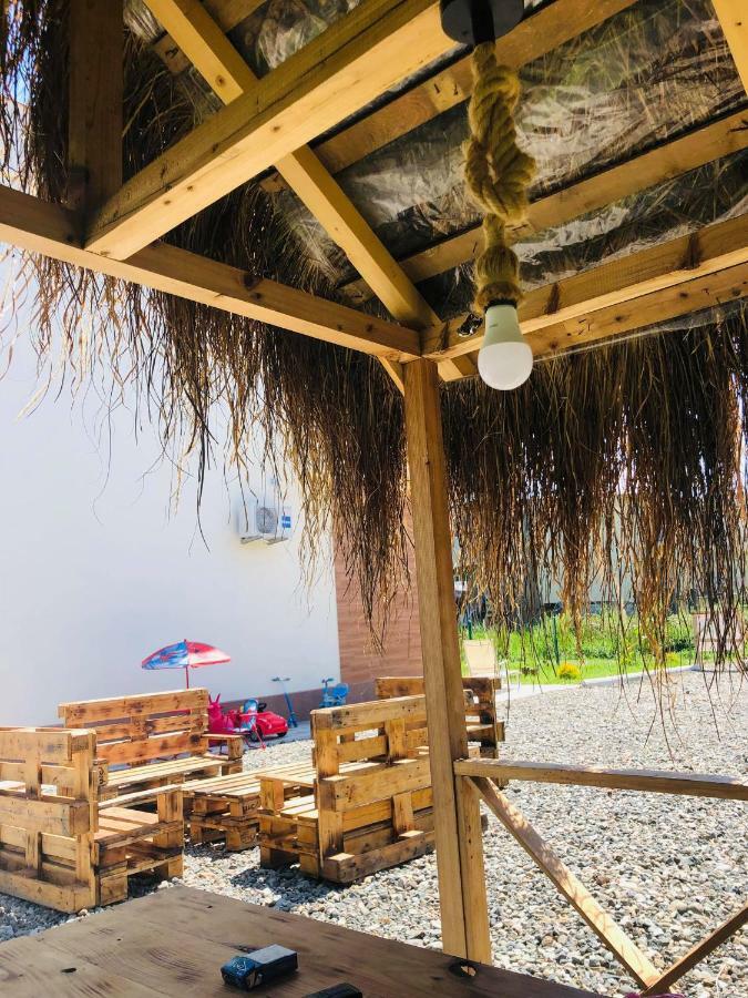 Lovely Villa אורקי מראה חיצוני תמונה