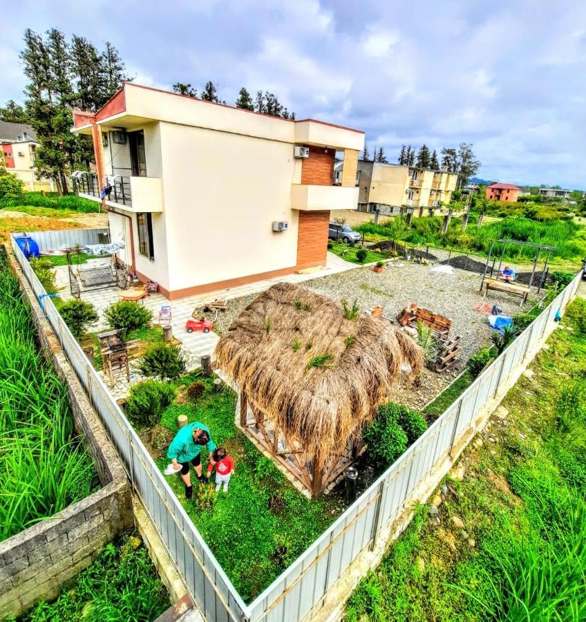 Lovely Villa אורקי מראה חיצוני תמונה